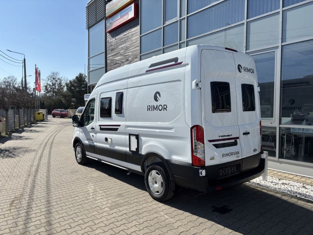 ford-rimor-rimorvan-21