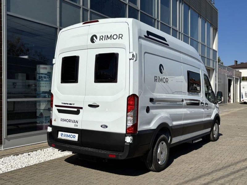 ford-rimor-rimorvan-25