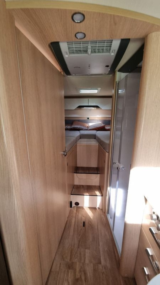 mercedes-hymer-t680-aut9